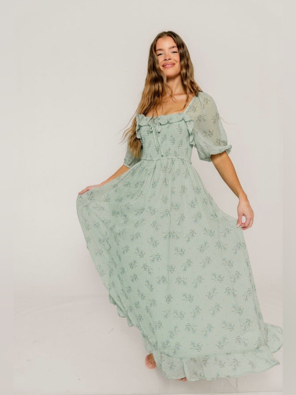 Elle Smocked Floral Ruffle Maxi Dress in Green Tea Floral NWOT - Picture 3 of 3